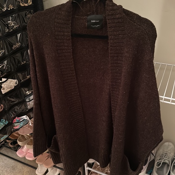 Zara Knit Brown Blanket Sweater- size medium. Hardly worn. - Picture 3 of 4